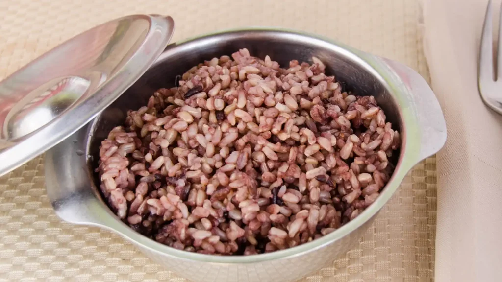 Cara Memasak Beras Merah agar Pulen dan Tidak Keras: Panduan Lengkap untuk Hasil Sempurna