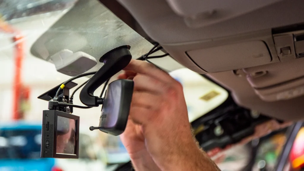 Panduan Lengkap Memasang Dashcam untuk Keamanan Berkendara Optimal