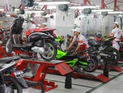 Mengapa Bisnis Jasa Bengkel Motor Selalu Ramai? Analisis Pasar, Keuangan, dan Strategi Operasional